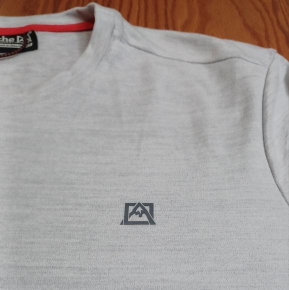 Avalanche Lightweight Sweatshirt sz:Medium EXCELLENT QUALITY/ CONDITION - Picture 2 of 4